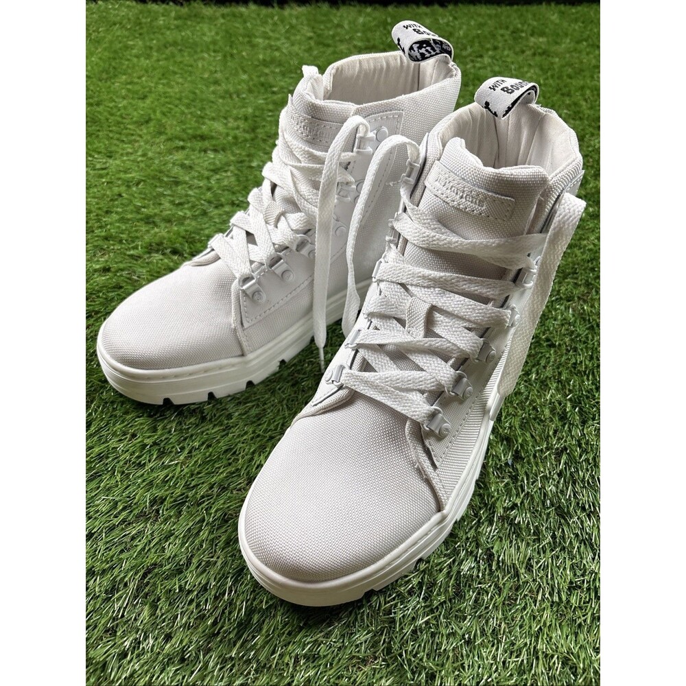 Dr. Doc Martens Combs Womens Size 8 / EU 39 White Canvas Combat Boots Lace Up